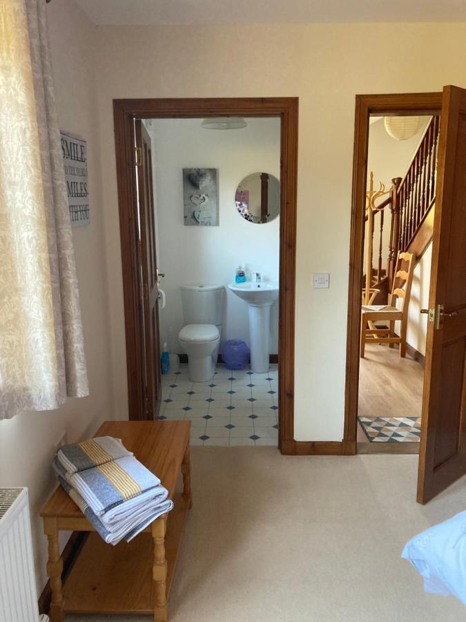 Springbank Apartment - Sleeps 4 - Pet Friendly Fort William Luaran gambar