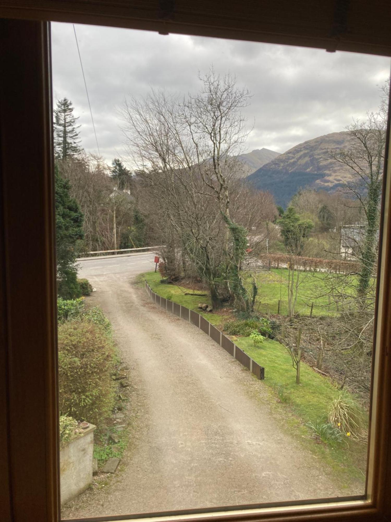 Springbank Apartment - Sleeps 4 - Pet Friendly Fort William Luaran gambar