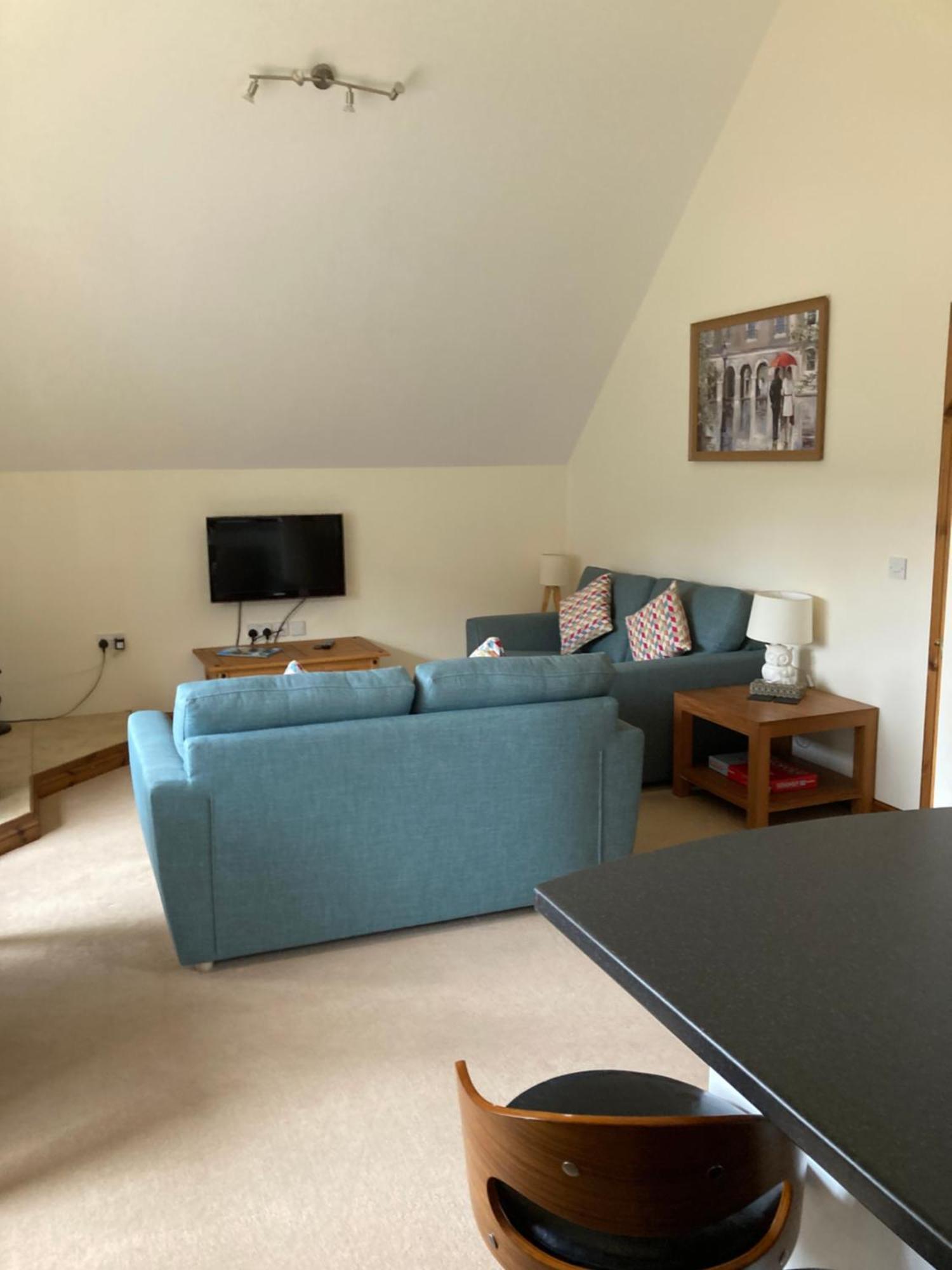 Springbank Apartment - Sleeps 4 - Pet Friendly Fort William Luaran gambar