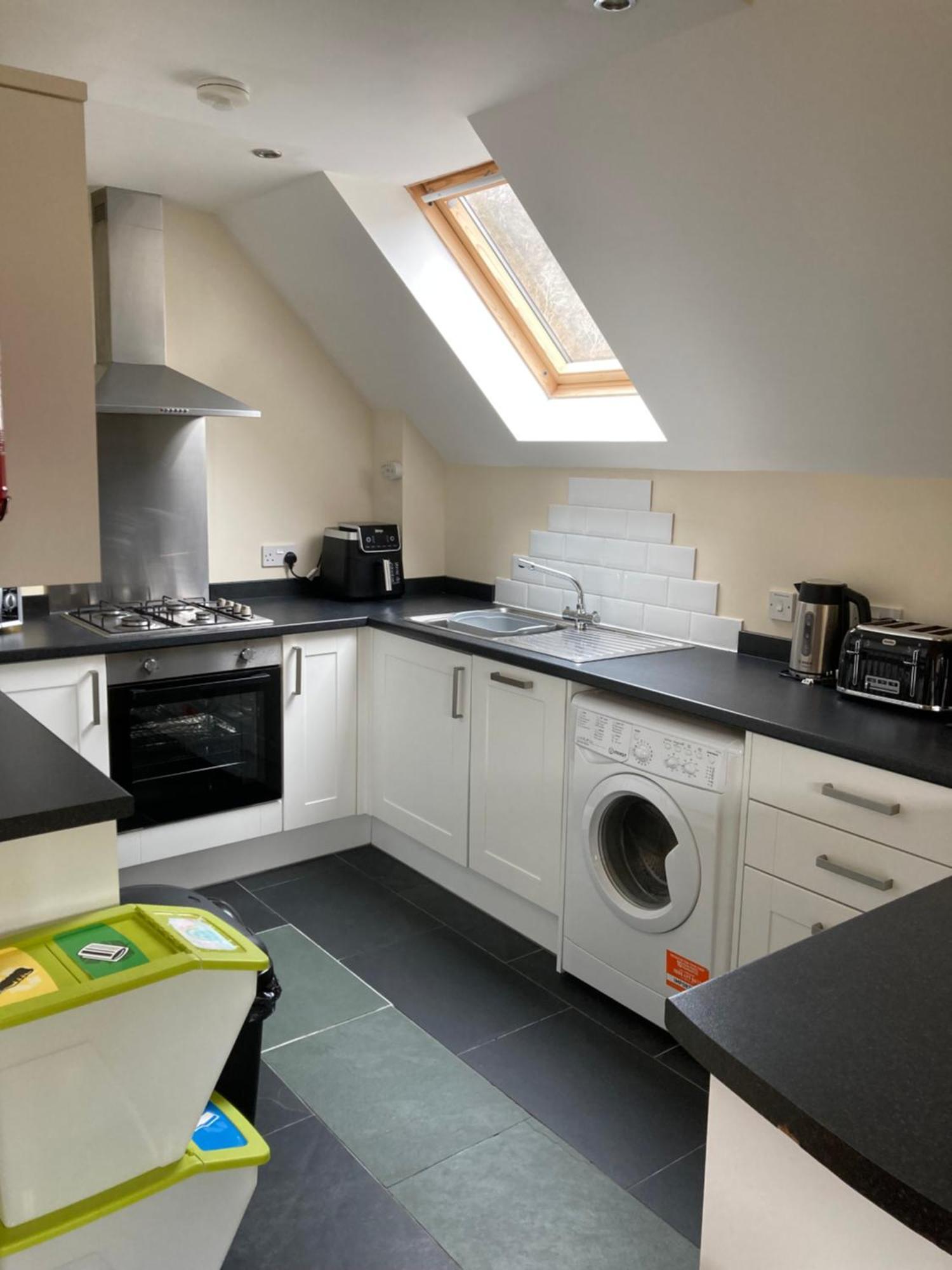 Springbank Apartment - Sleeps 4 - Pet Friendly Fort William Luaran gambar